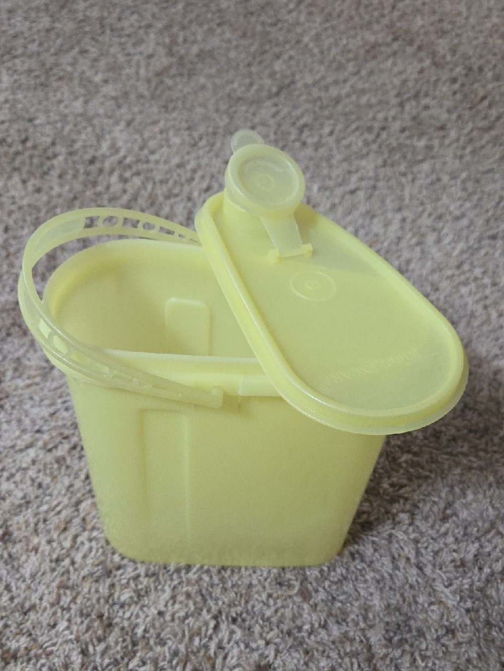 Tuperware Yellow Plastic Snack Container with Flip Lid